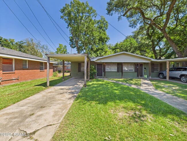 Building Photo - 1618 W St Mary Blvd Rental