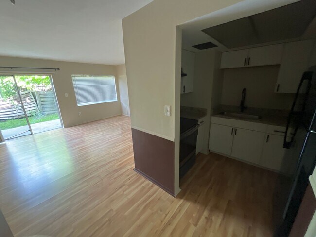 Photo - 2628 NA Unidad 3