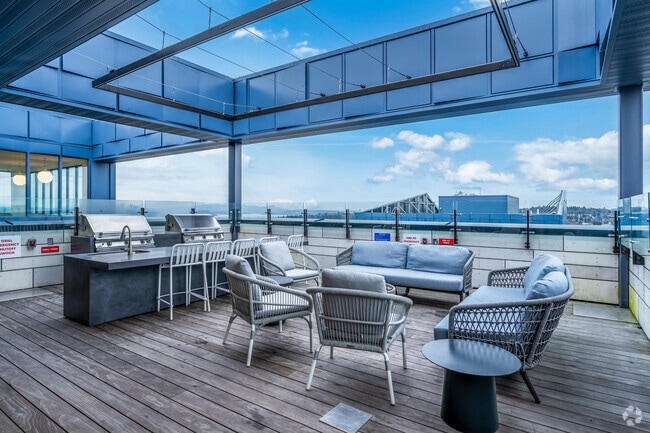 25th Floor Club House North Tower - Canterbury Court