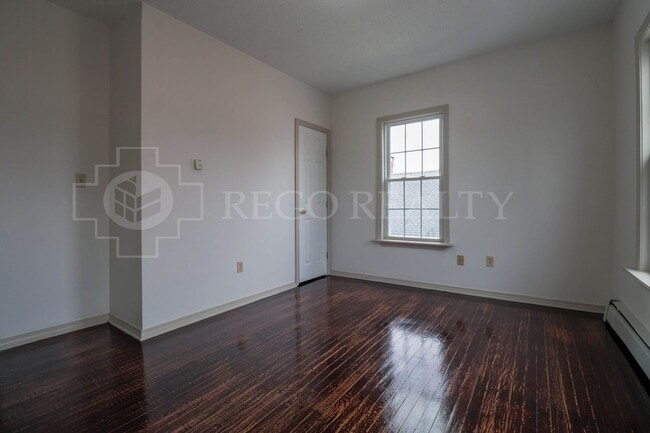 Photo - 49 Elliott St Unit 3rd Fl