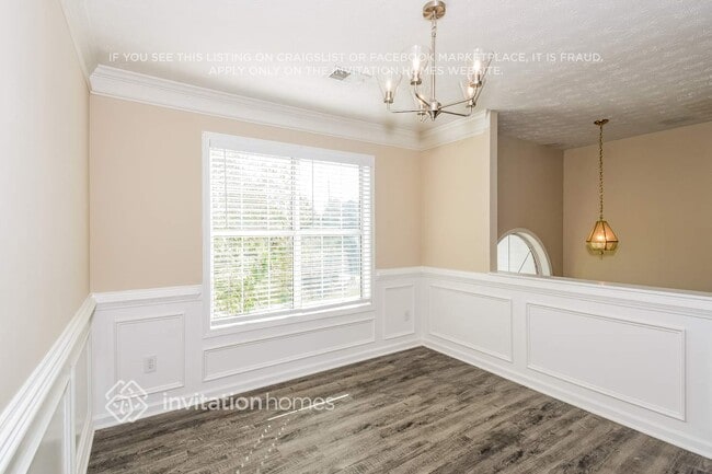 895 Lewis Ridge Cir
