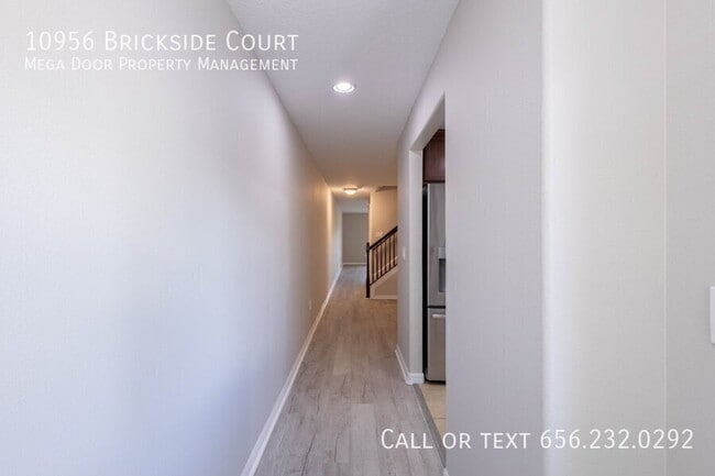 Photo - 10956 Brickside Ct