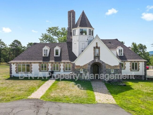 Photo - 133 Montanesca Rd