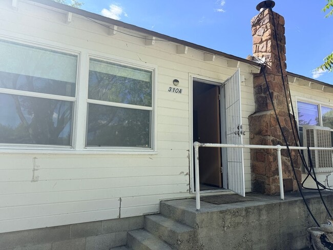 Building Photo - 310 Shepard Ln Unit 310 Shepard Lane