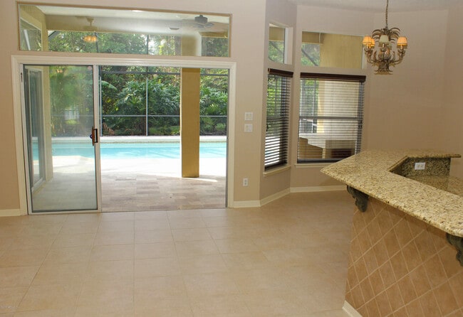 Photo - 325 Lauden Ct