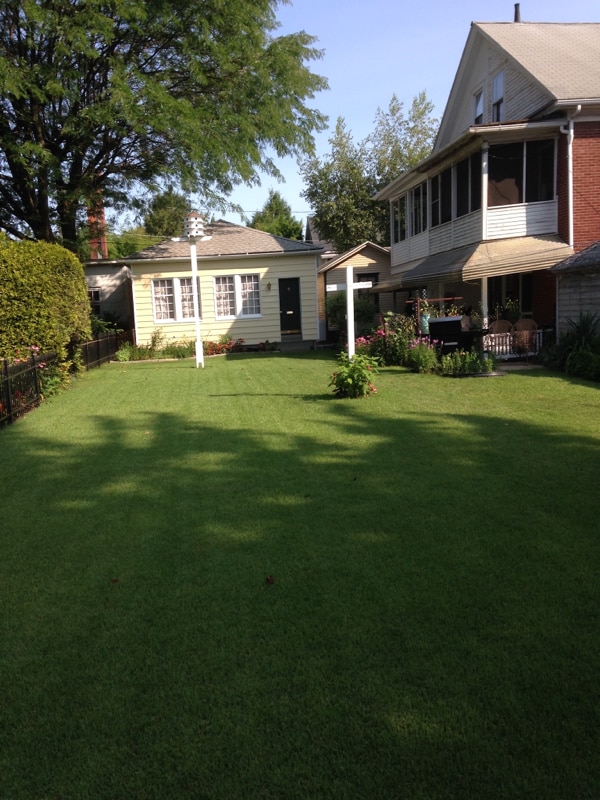Photo - 215 W 4th St
