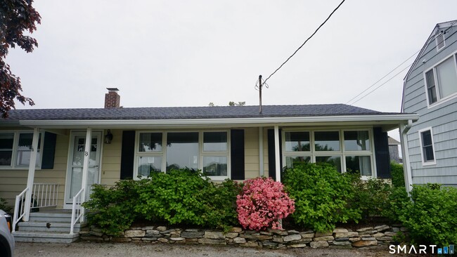 Photo - 13 Pacific St