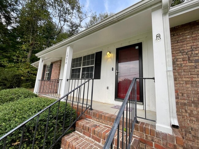 Front Portch - 1936 Ashmore Ave