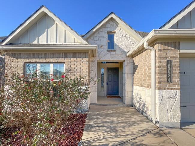 Photo - 10624 Langham Dr