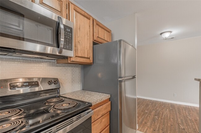 Photo - 2404 Sycamore Ave Unit A-4