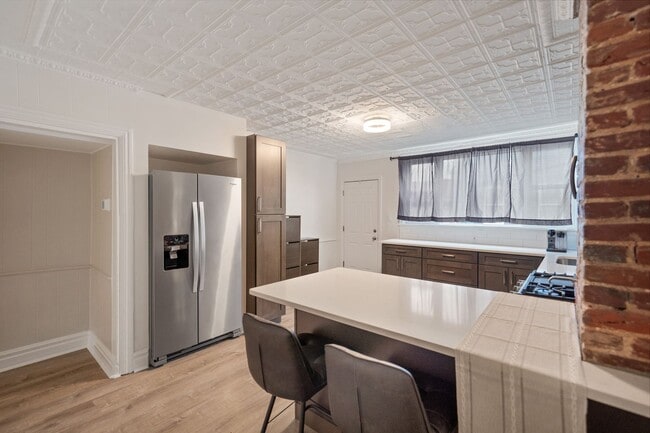 Photo - Tastefully updated 2-Bed, 1-Bath Gem in Troy Hill!