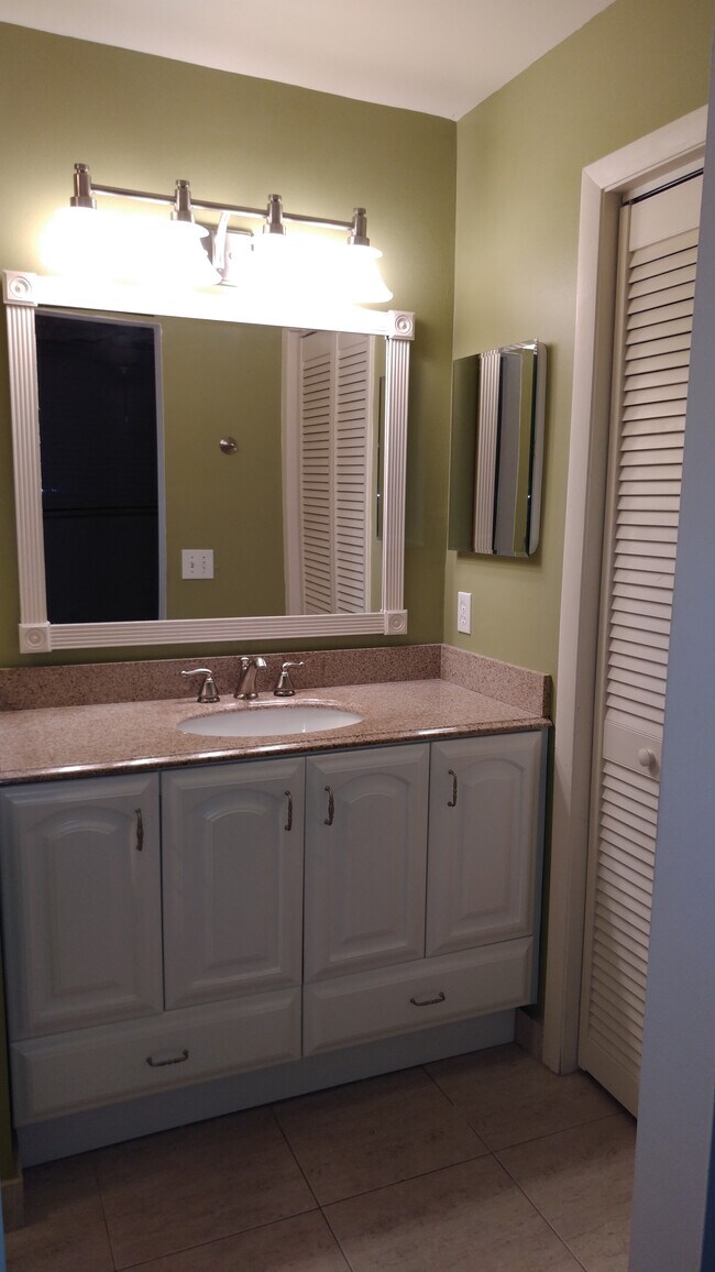 Photo - 10855 SW 112th Ave Unit 309