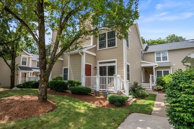Photo - 102 Bradford Commons Ln Townhome