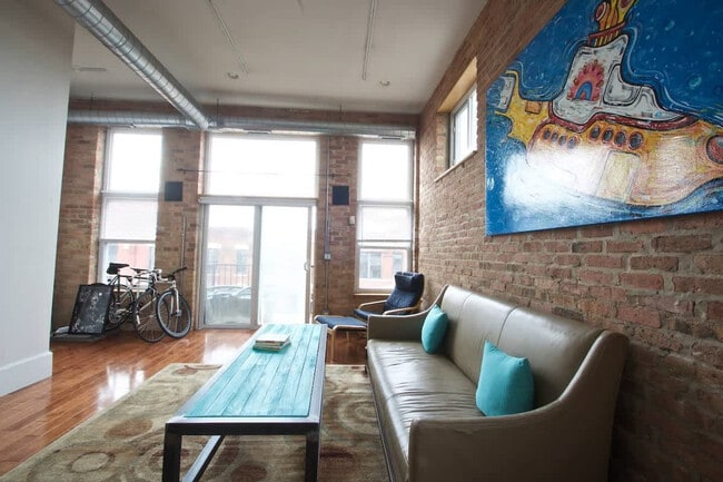 Photo - 1541 N Milwaukee Ave Unit ID1354356P