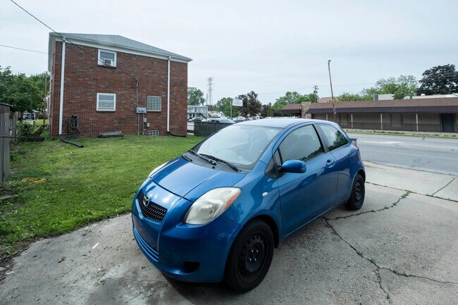 Photo - 3174 Sherbrooke Rd Unidad Lower