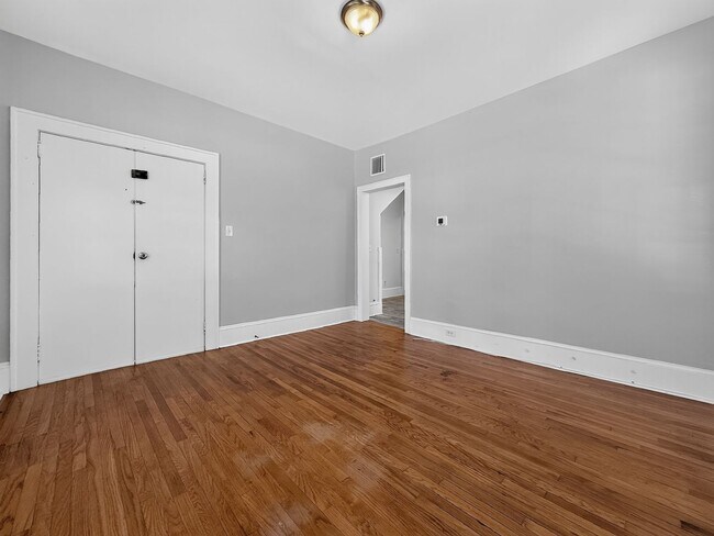 Photo - 2210 Myra St Unit 2210 Myra St #2