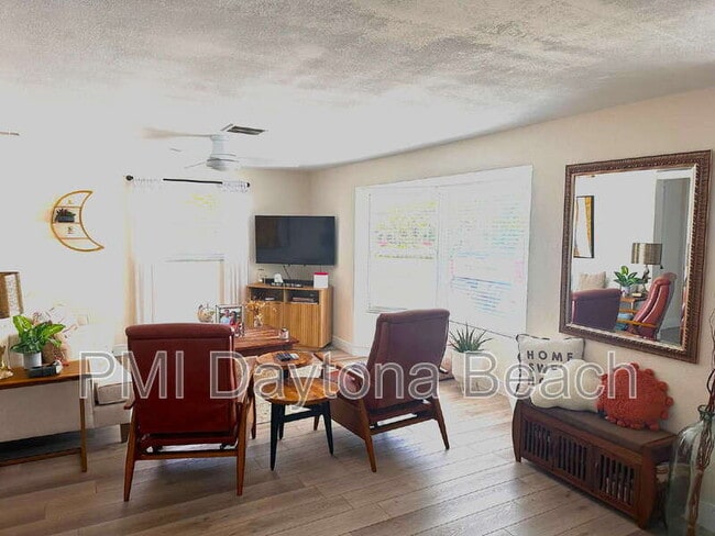 Photo - 2563 S Peninsula Dr