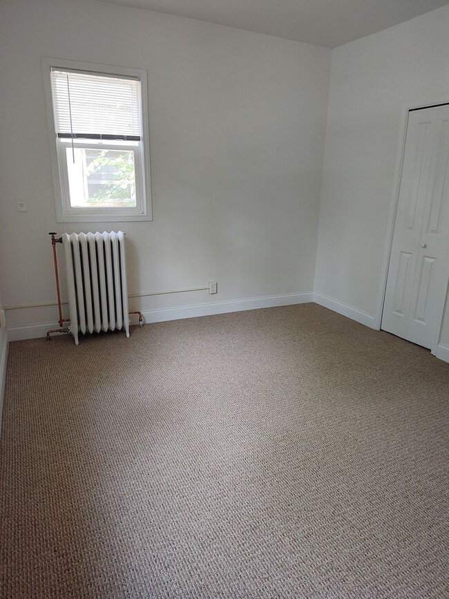 Photo - 6-Plex with Apartment Unit(s) Available! Unit 2420 Pleasant #3