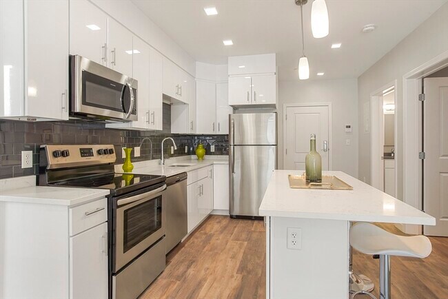 Photo - 10 Essex St Unit 508