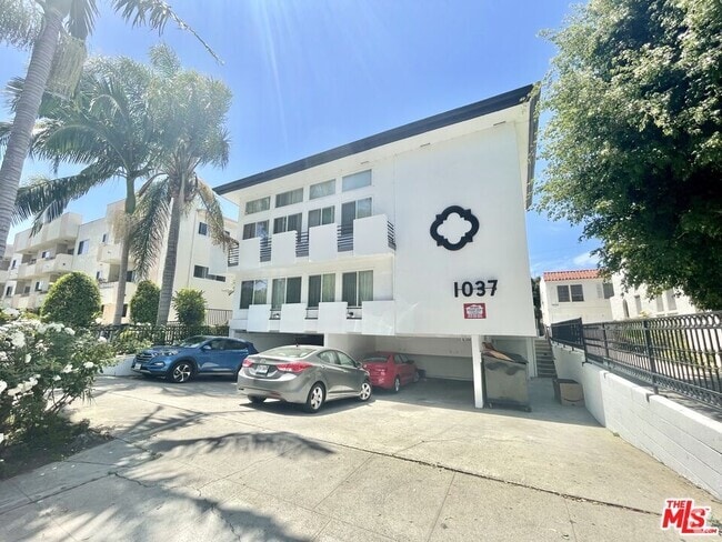 Building Photo - 1037 S Shenandoah St Unit 5 Rental