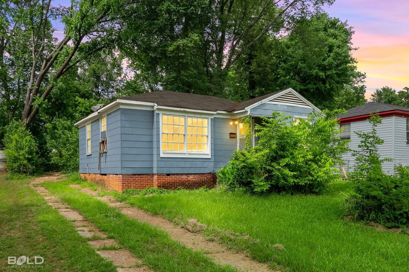 Photo - 3612 Michigan Blvd