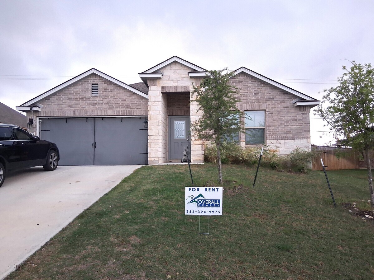 Photo - 2411 Corradino St