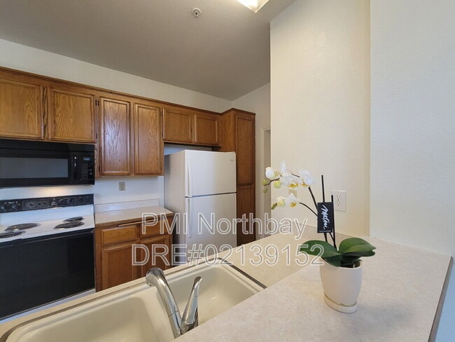 Photo - 68 Manchester Dr