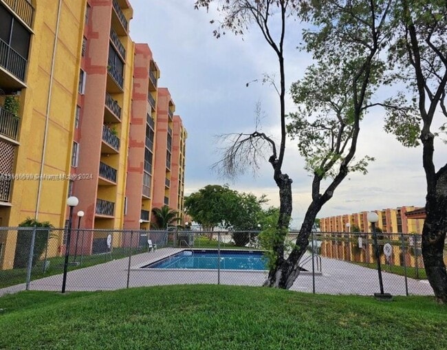 Photo - 4801 NW 7th St Condo Unit 102-16