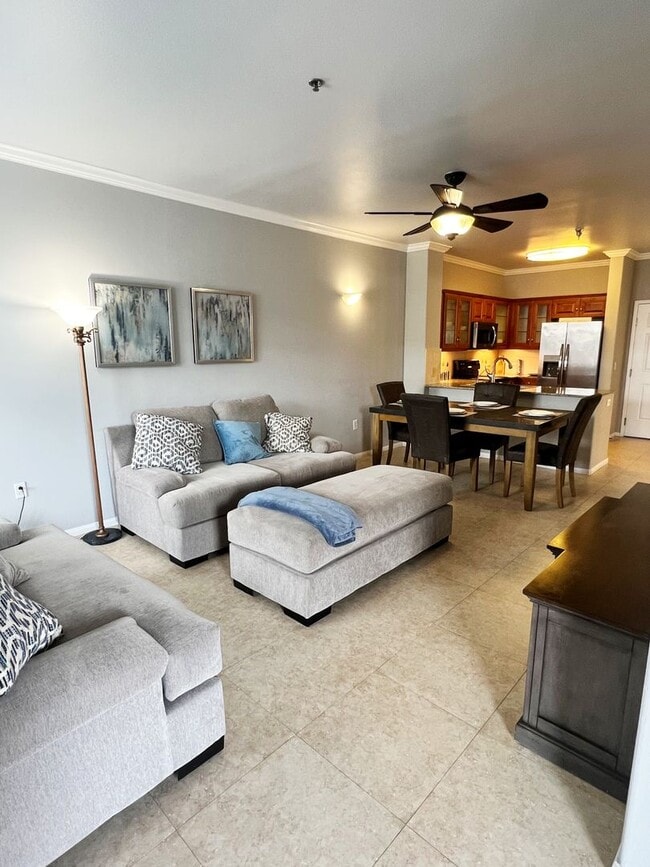 Building Photo - Beautiful 1 Bed/1 Bath Fully Furnished Lig... Unit 329 Rental