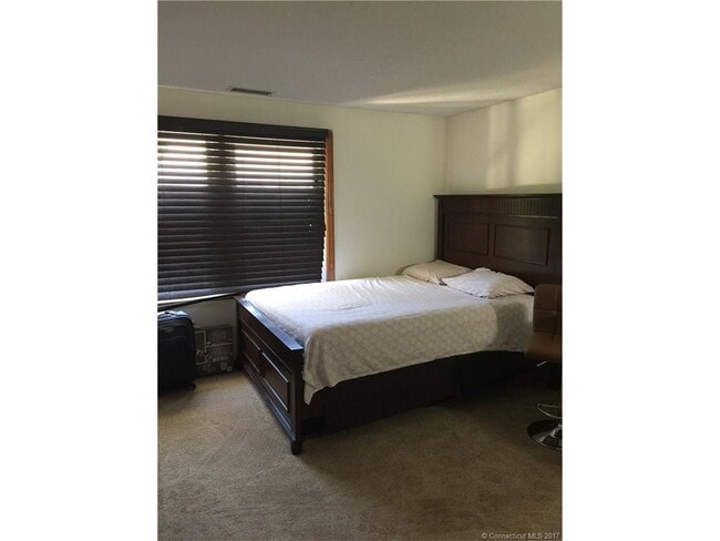 Photo - B5 Saint Marc Cir Unit B5