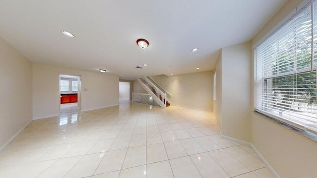 Photo - 690 Amador Ln