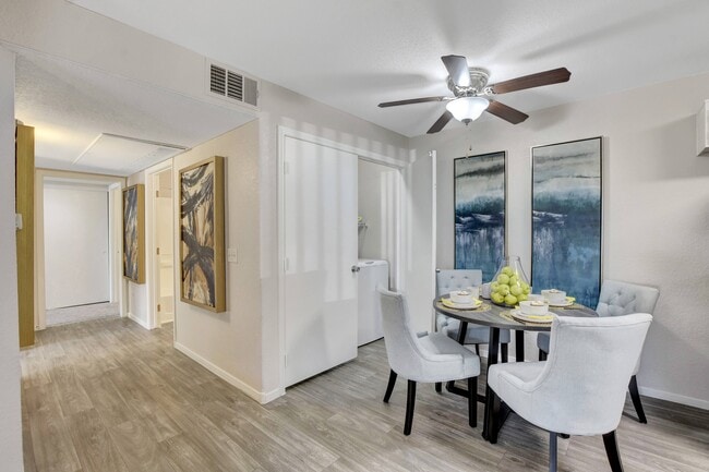 Photo - Parkway at Silverado Ranch