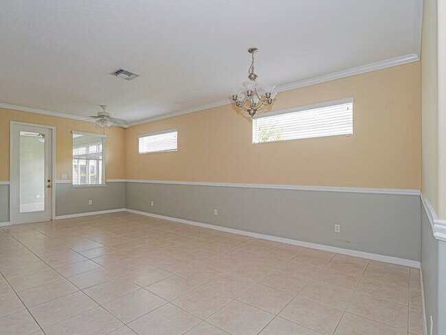 Photo - 7536 15th St