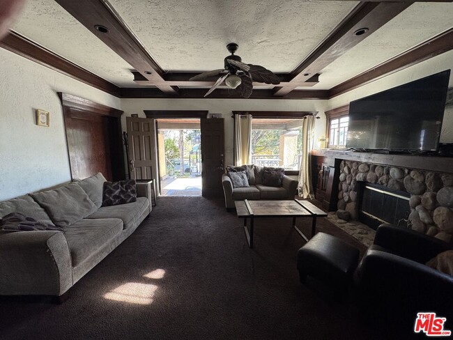 Photo - 147 N Dillon St