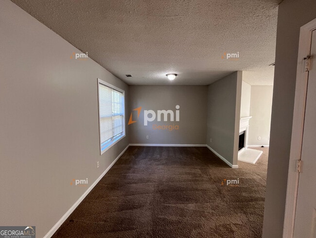 Photo - 2015 Ivy Ln
