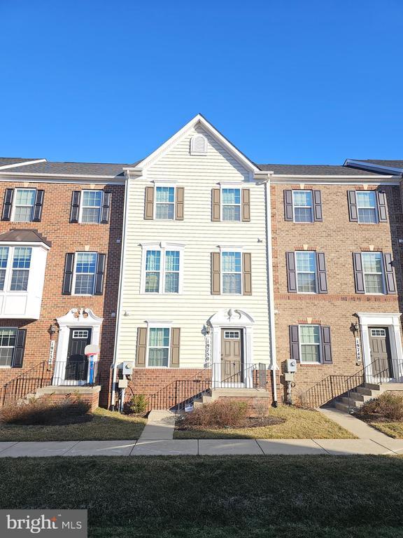 Photo - 19750 Vaughn Landing Dr Townhome