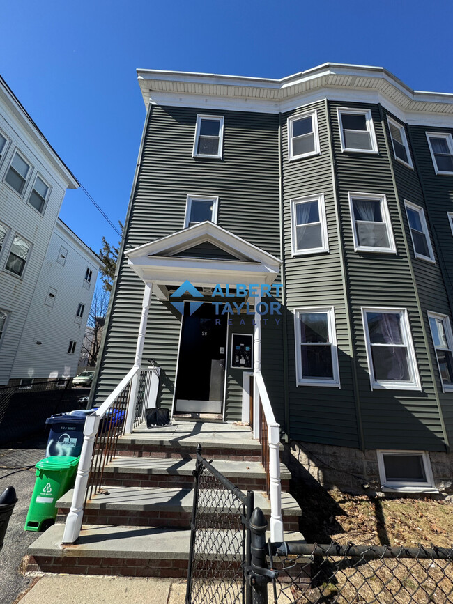 Building Photo - 58 Brock St Unit 2