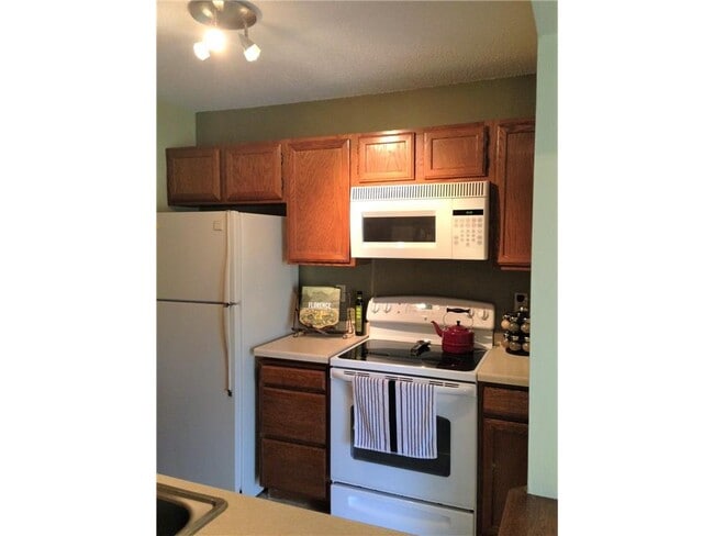 Photo - 10906 Quebec Ave S