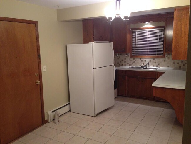 Photo - 829 Golf View Ln Unit # 1