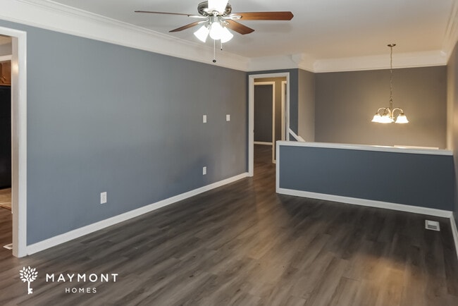 Photo - 3107 Lewisburg Dr NW