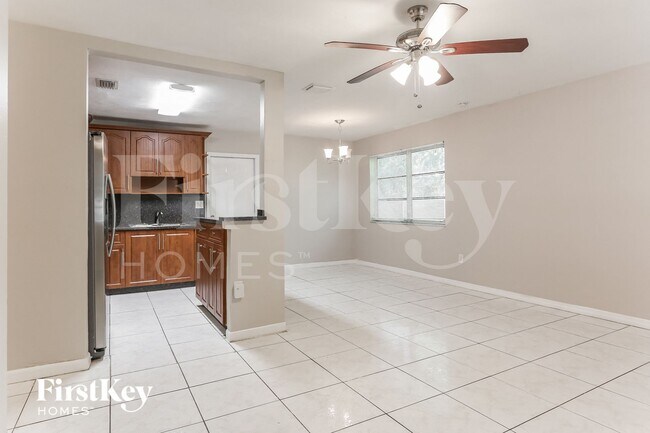 Photo - 6812 SW 22nd Ct