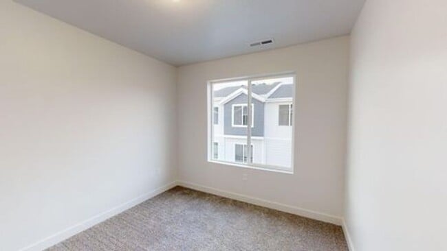 Photo - LUXURY TOWNHOME IN OREM!!!