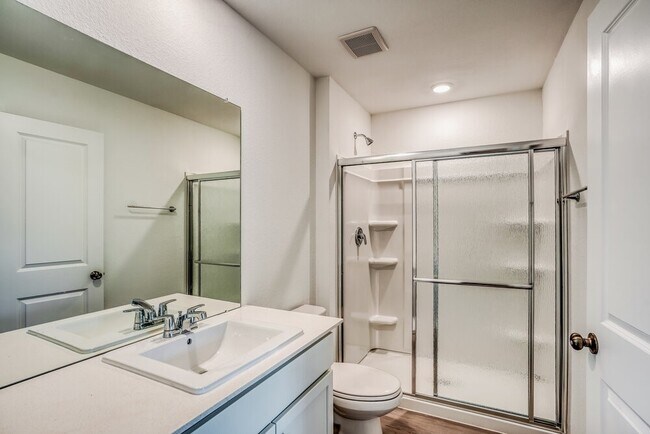 Photo - 2300 Plantation Dr