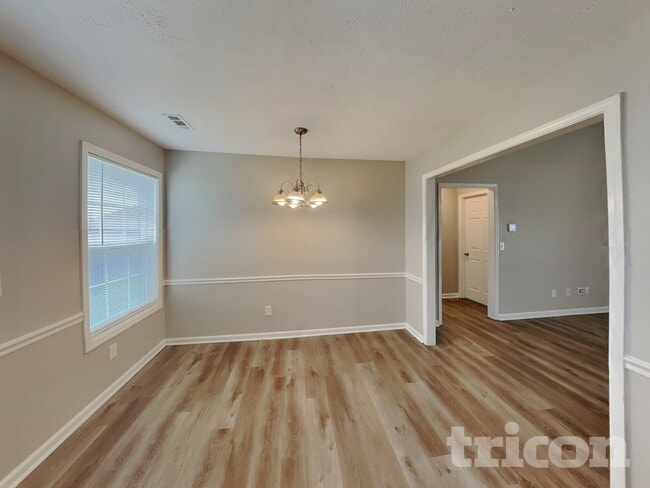 Photo - 9021 Macbeth Dr