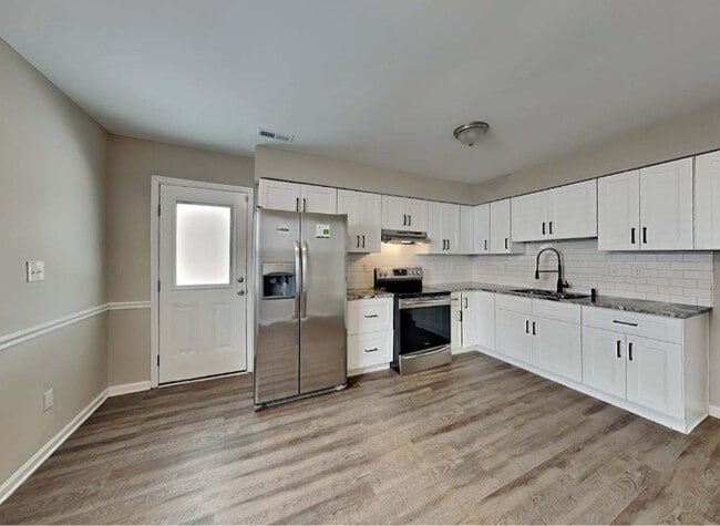 Photo - 200 Denver Ave