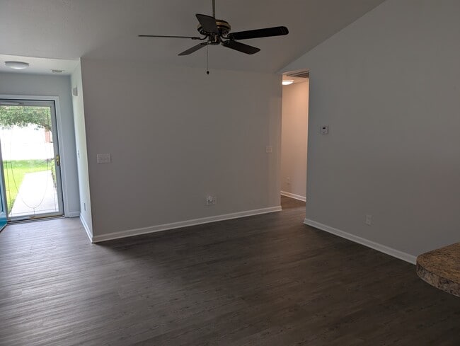 Photo - 148 Junco Cir