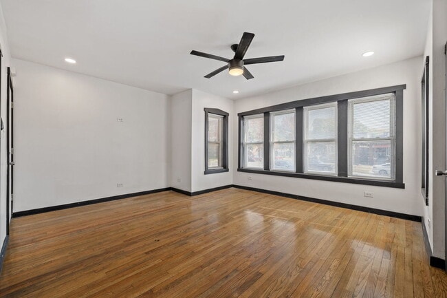 Photo - 7202 S Indiana Ave Unit 1F