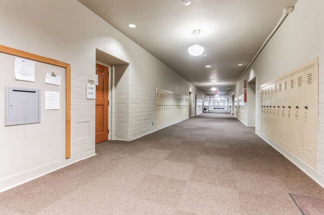 Oconomowoc School Apartments