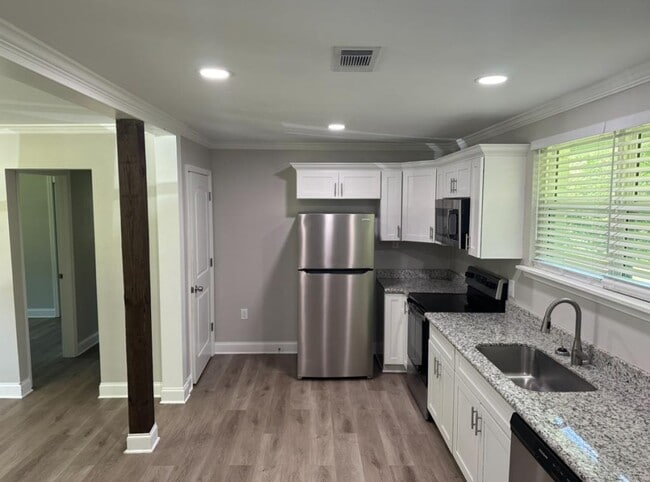 Photo - 17660 Avalon Terrace