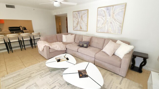 Photo - 950 Lavers Cir Unidad F109